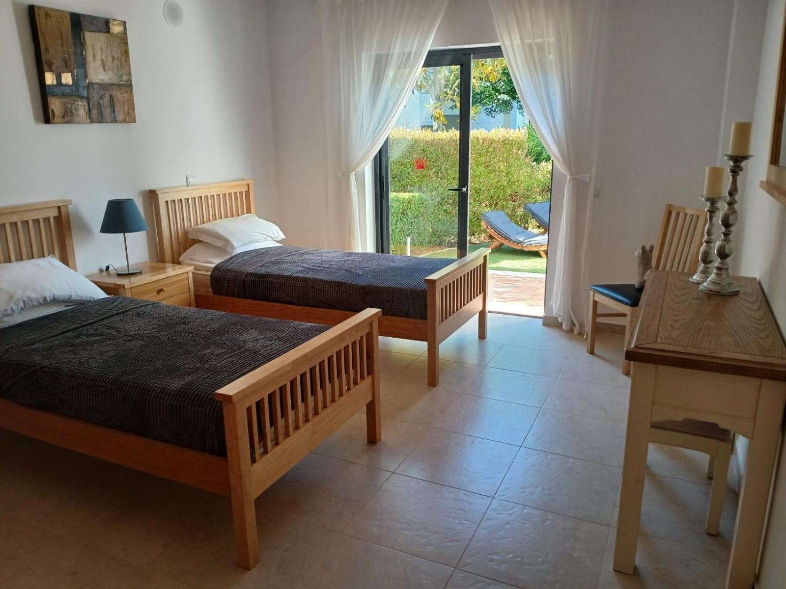 Apt Aurora Lote 80 3 Bedroom Lagos Extérieur photo